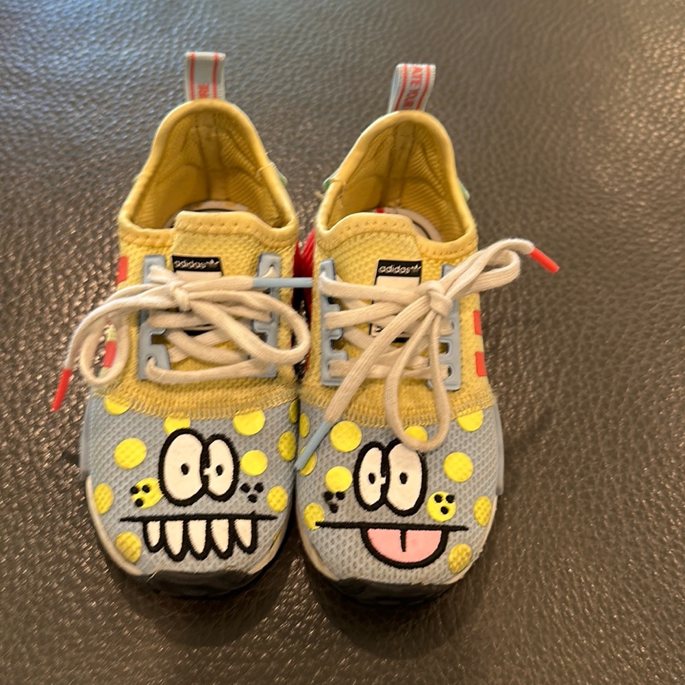 Adidas toddler shoes 7T